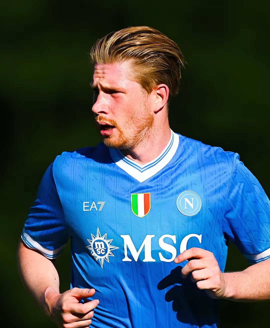 解析“卡顺”的尴尬：为什么顺子听牌往往是陷阱（顺子听牌为何常成陷阱：透视卡顺的尴尬）