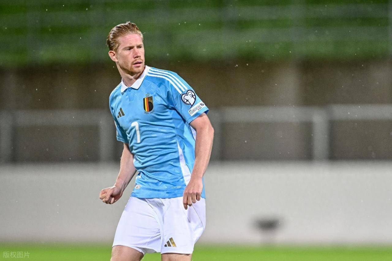 官方：尤文图斯与20岁前锋塞里涅-德梅续约至2028年